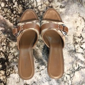 COACH 8.5M Merridith Wedge Sandals